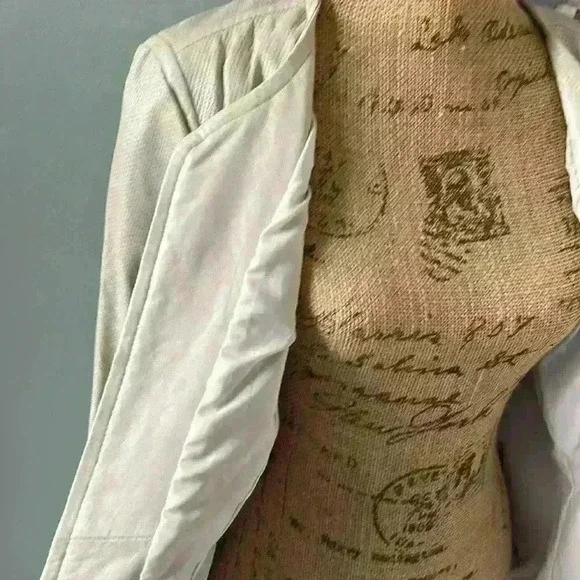 Almost new Classiques Entier leather jacket from Nordstrom size XL - Picture 4 of 10